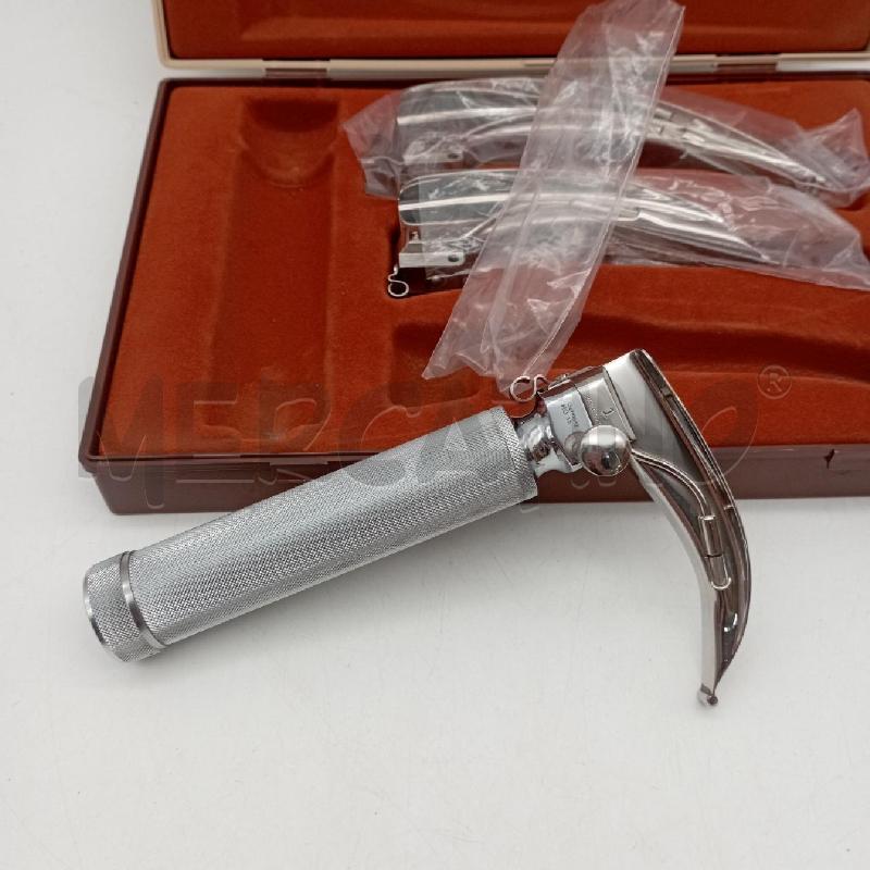 SET UTENSILI LARINGOSCOPIO SCAT BEIGE | Mercatino dell'Usato Roma montemario 2