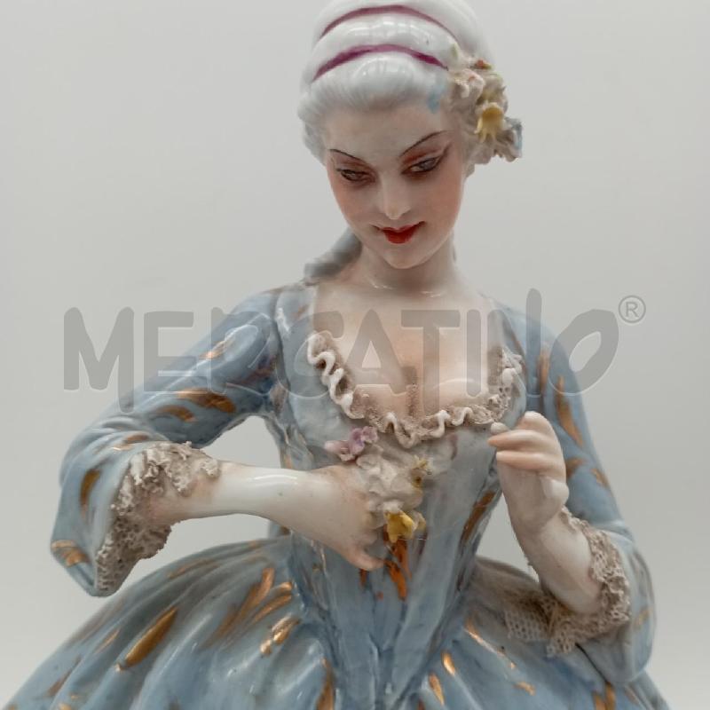 STATUA L FABRIS DAMA VESTITO BLU DA RIV | Mercatino dell'Usato Roma montemario 3