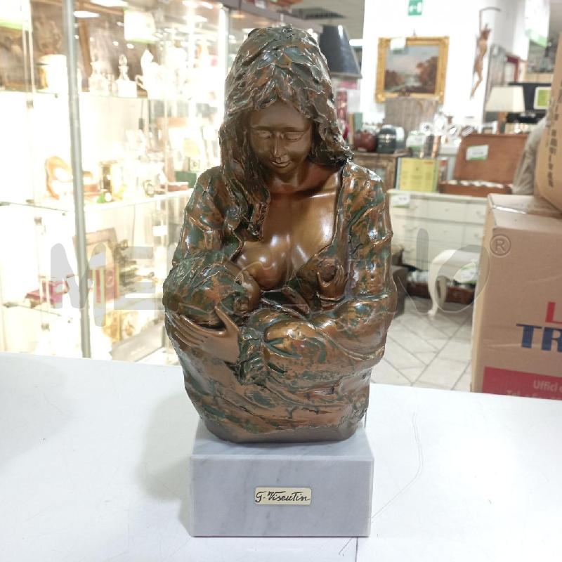 STATUA MATERNITA' CHE ALLATTA G.VISENTIN | Mercatino dell'Usato Roma montemario 1
