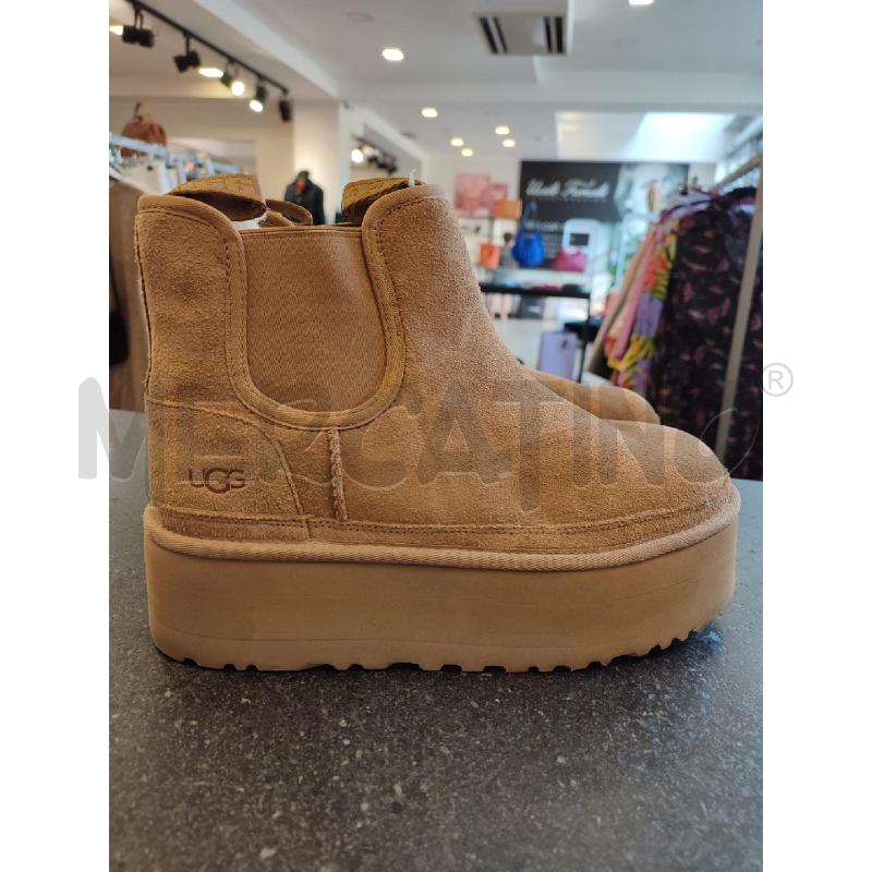 STIVALETTI DONNA BEIGE UGG PLATFORM  | Mercatino dell'Usato Roma montemario 2