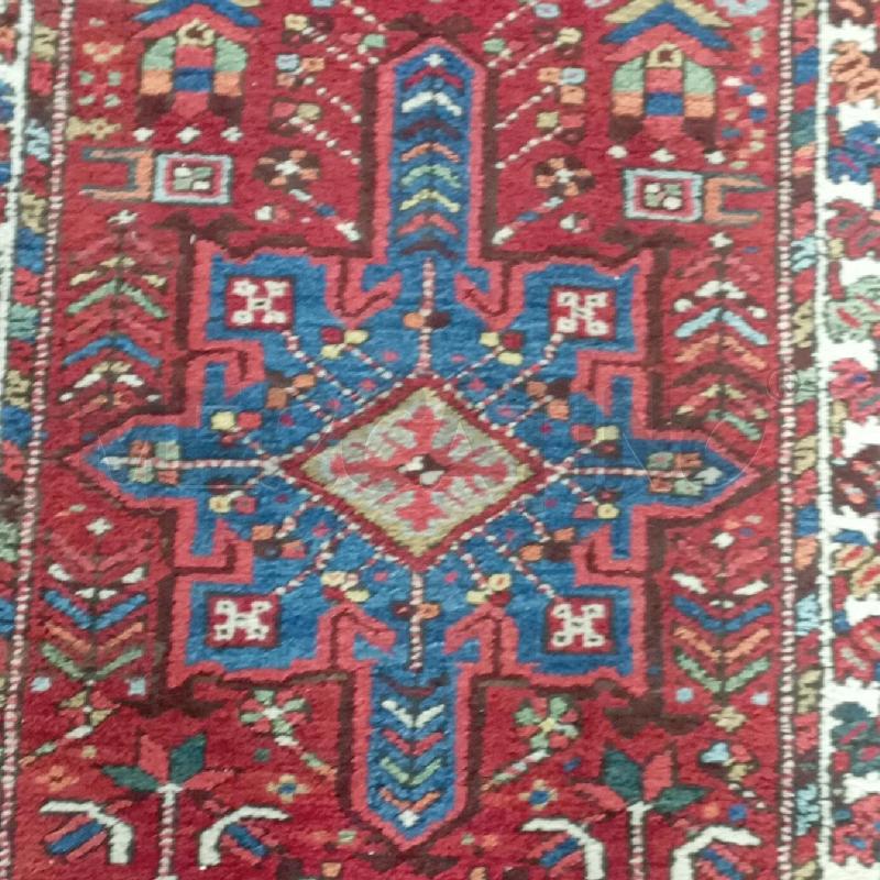 TAPPETO GUIDA ROSSA CROCI ESAGONI B BLU BEIGE | Mercatino dell'Usato Roma montemario 2
