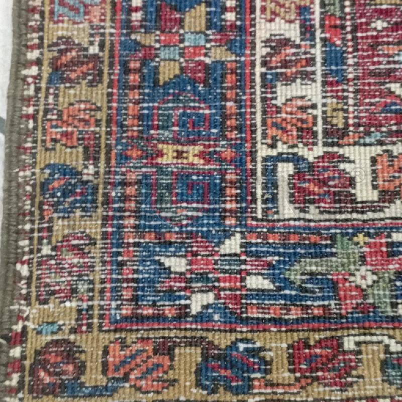 TAPPETO GUIDA ROSSA CROCI ESAGONI B BLU BEIGE | Mercatino dell'Usato Roma montemario 5