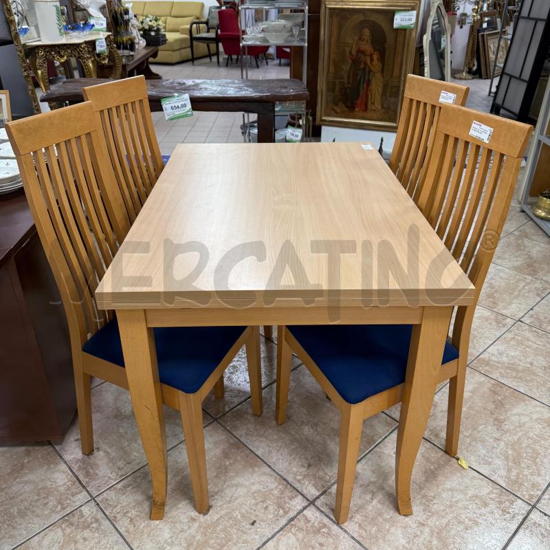 TAVOLO ALL CALLIGARIS+4 SEDIE TESS BLU | Mercatino dell'Usato Roma montemario 1