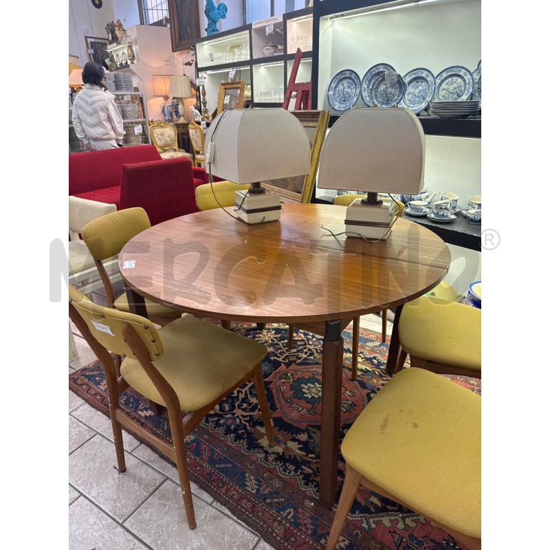 TAVOLO ALL TONDO VINTAGE | Mercatino dell'Usato Roma montemario 1