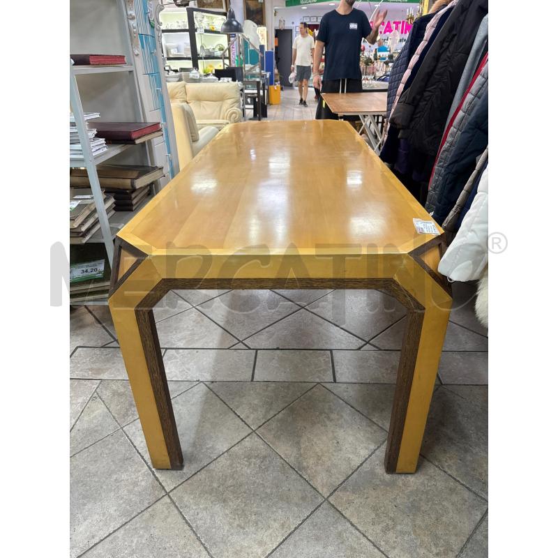 TAVOLO CHIARO RETT GRANDE ANGOLI TRIANGOLI | Mercatino dell'Usato Roma montemario 1