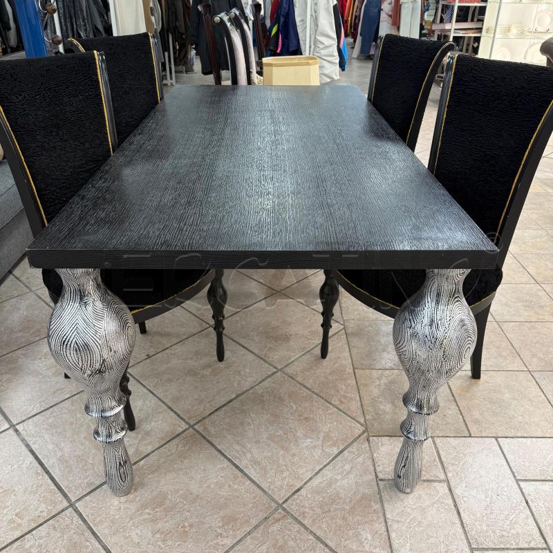 TAVOLO CON 4SEDIE CORTE ZARI MOD.ZOE | Mercatino dell'Usato Roma montemario 1