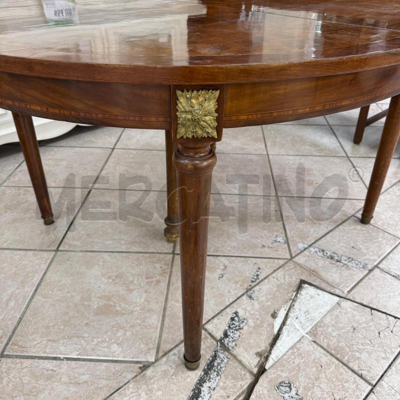 TAVOLO OVALE ALL NEOCLASSICO SENZA PROL | Mercatino dell'Usato Roma montemario 2
