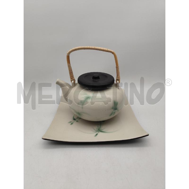TEIERA PORCELLANA ORIENTALE BEIGE CON PIATTO | Mercatino dell'Usato Roma montemario 1