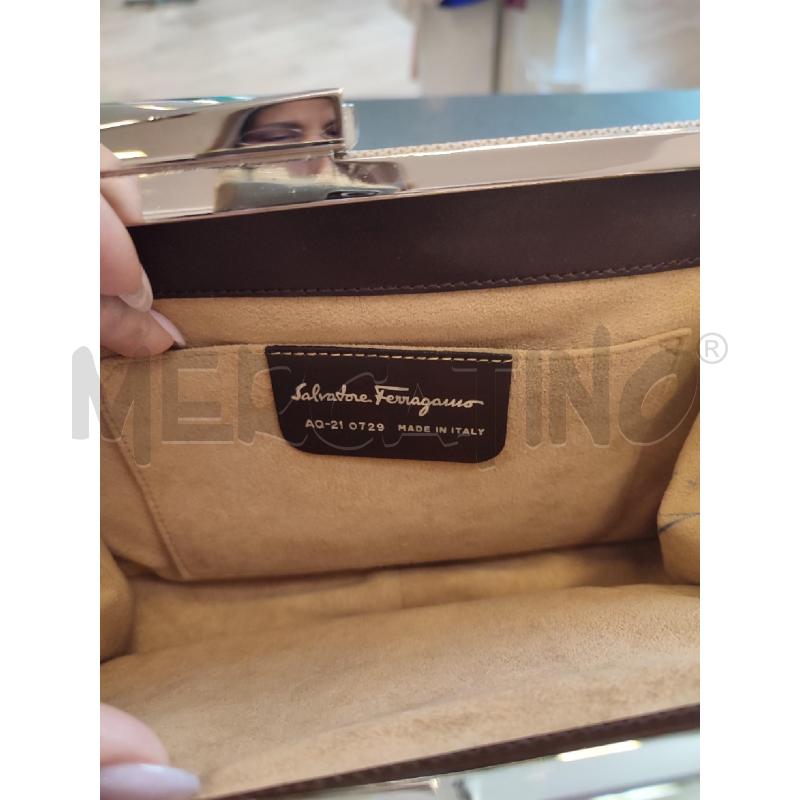 TRACOLLA DONNA BEIGE SALVATORE FERRAGAMO STAMPA RETTILE | Mercatino dell'Usato Roma montemario 3