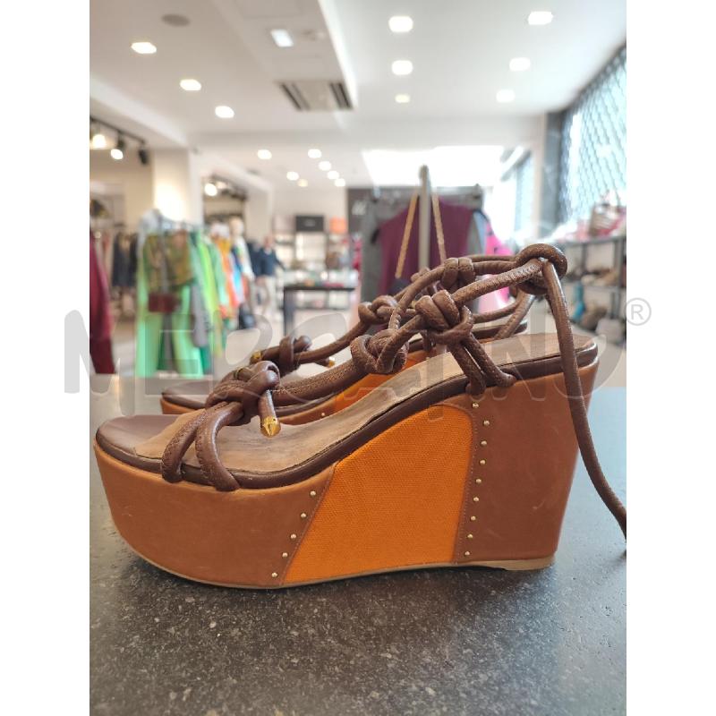 ZEPPA BEIGE ARANCIO SERGIO ROSSI | Mercatino dell'Usato Roma montemario 2