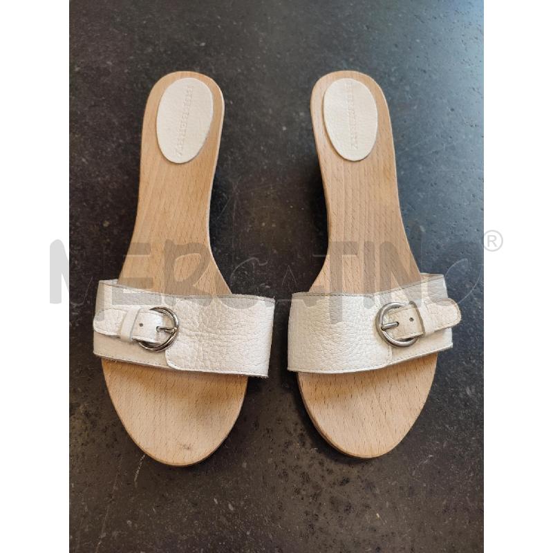 ZOCCOLI DONNA BIANCHI BURBERRY | Mercatino dell'Usato Roma montemario 1
