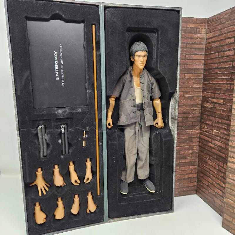 BRUCE LEE THE WAY OF THE DRAGON ENTERBAY LA VIA DEL DRAGO BRUCE LEE SCALA 1/6 FIGURE | Mercatino dell'Usato Roma cinecitta' 4
