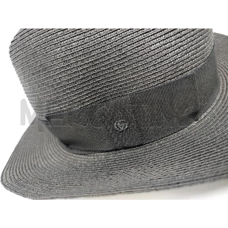 CAPPELLO GUCCI NERO PAGLIA | Mercatino dell'Usato Roma cinecitta' 2