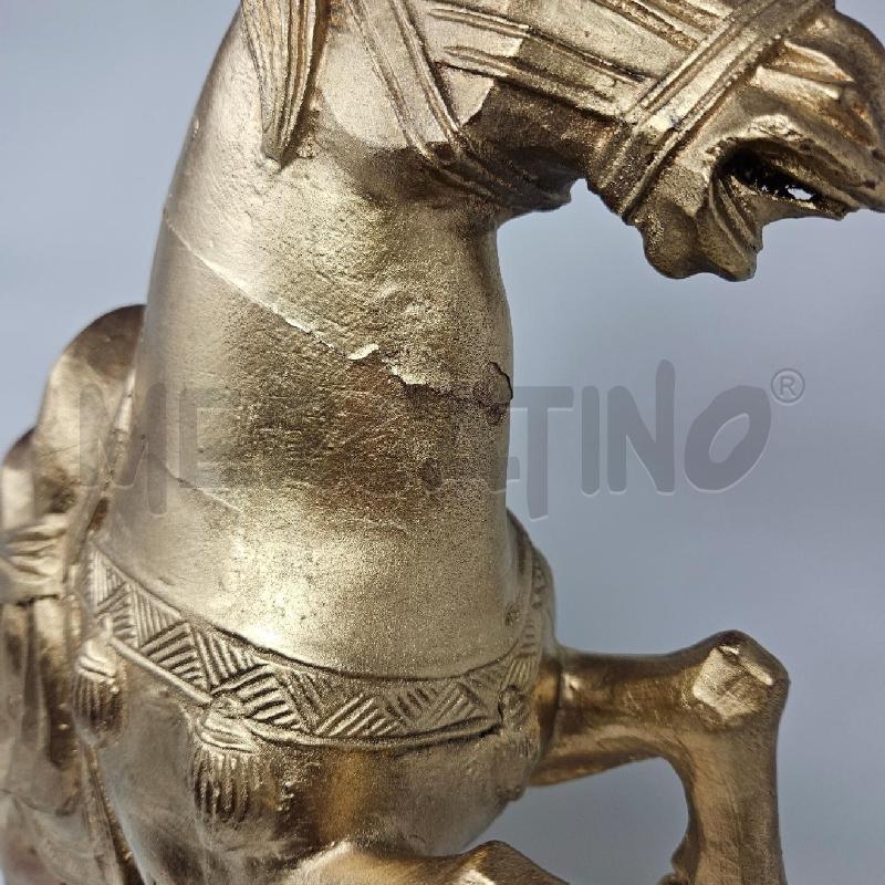 CAVALLO LEGNO FOGLIA ORO | Mercatino dell'Usato Roma cinecitta' 2