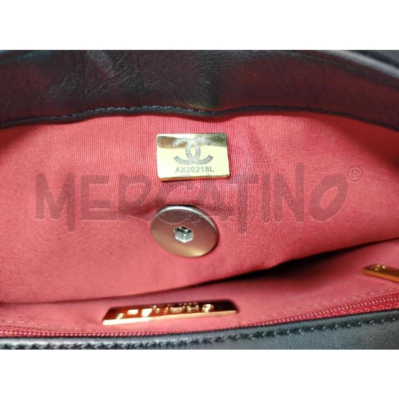 CHANEL 19 BLACK LAMBSKIN BICOLOR CHAIN | Mercatino dell'Usato Roma cinecitta' 2