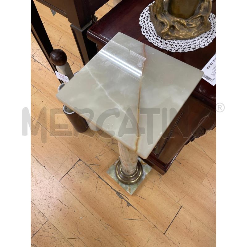 COLONNA ONICE BASE DORATO | Mercatino dell'Usato Roma cinecitta' 2