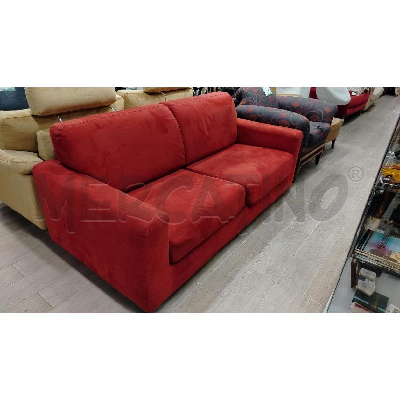 DIVANO LETTO ROSSO  | Mercatino dell'Usato Roma cinecitta' 1