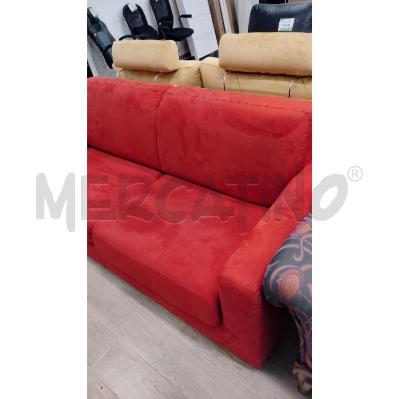 DIVANO LETTO ROSSO  | Mercatino dell'Usato Roma cinecitta' 3