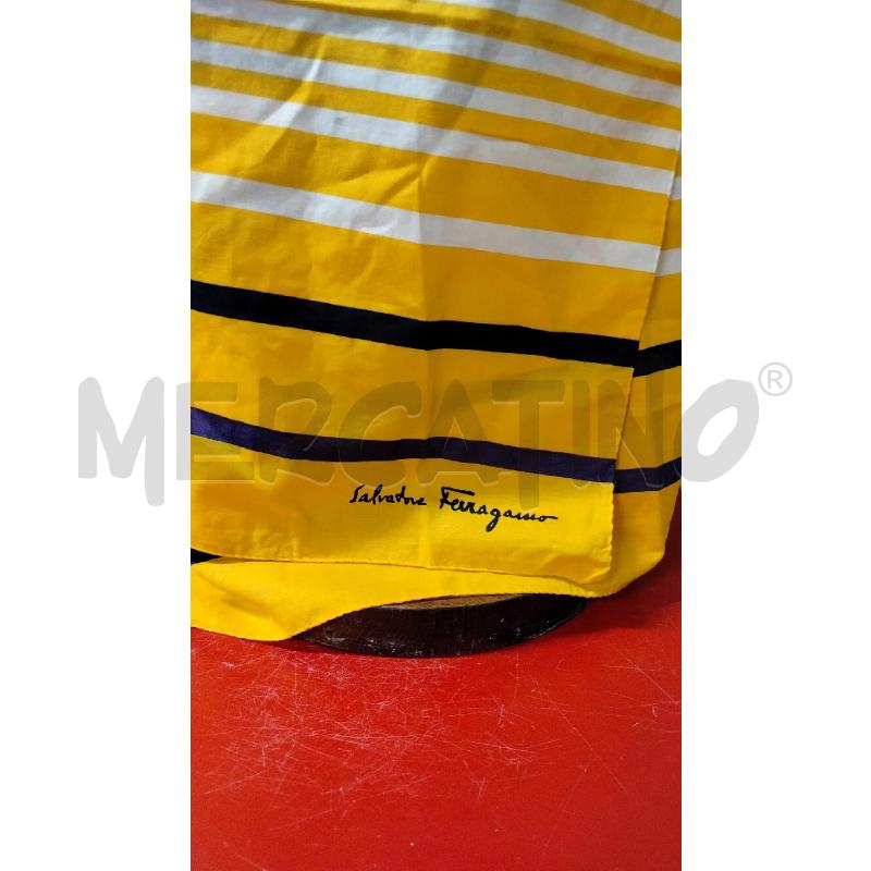 FOULARD FERRAGAMO GIALLO BARCHE A VELA | Mercatino dell'Usato Roma cinecitta' 2