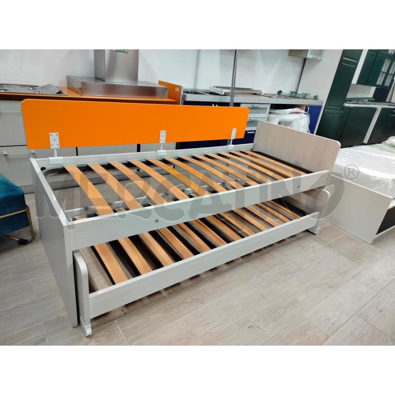 LETTO E SOTTOLETTO SINGOLO ARANCIONE | Mercatino dell'Usato Roma cinecitta' 3