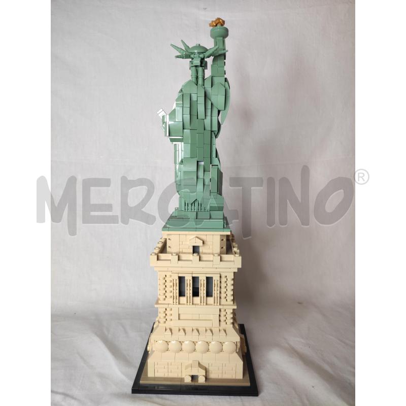 MODELLO 3D LEGO ARCHITECTURE SET 21042 STATUA DELLA LIBERTÀ