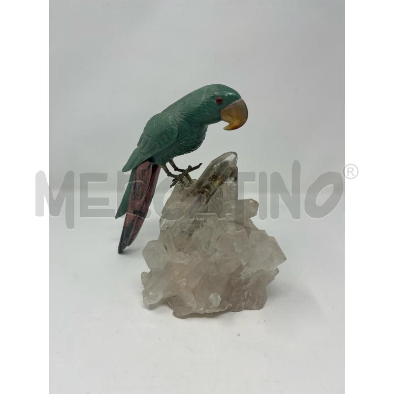 PAPPAGALLO PIETRA VERDE SU MINERALE CRISTALLINO BIANCO | Mercatino dell'Usato Roma cinecitta' 1