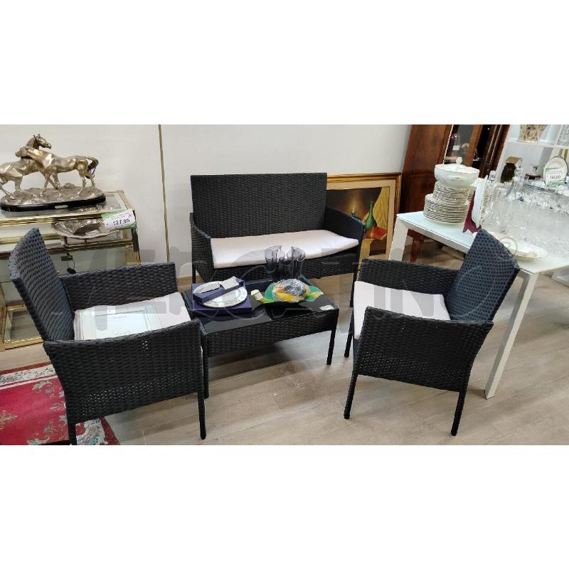 SALOTTO DA ESTERNO 4PZ MOD.RATTAN NERO  | Mercatino dell'Usato Roma cinecitta' 1