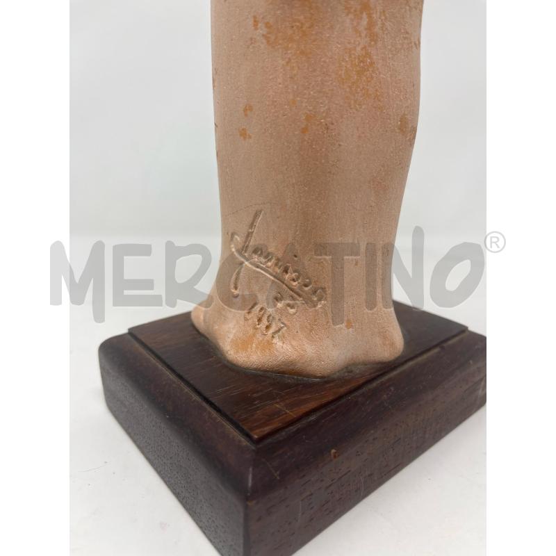 SCULTURA ABBRACCIO FIRMATA BASE LEGNO | Mercatino dell'Usato Roma cinecitta' 3