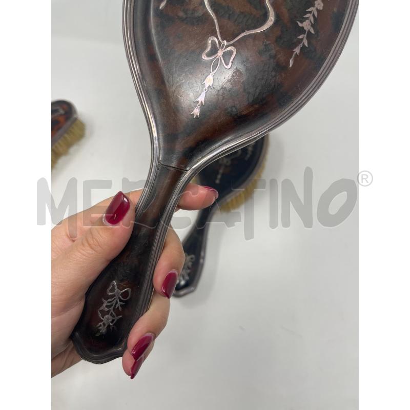 SPAZZOLE PZ 2+ SPECCHIO ARG TART MADREPERLA | Mercatino dell'Usato Roma cinecitta' 5