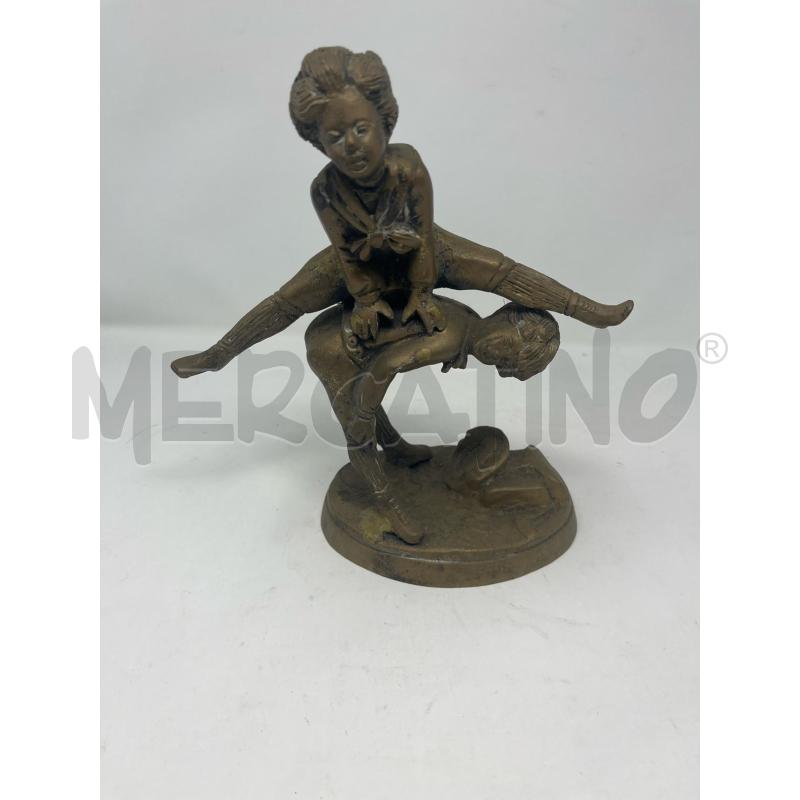 STATUETTA BAMBINI CHE GIOCANO ALLA CAVALLINA OTTONE | Mercatino dell'Usato Roma cinecitta' 1