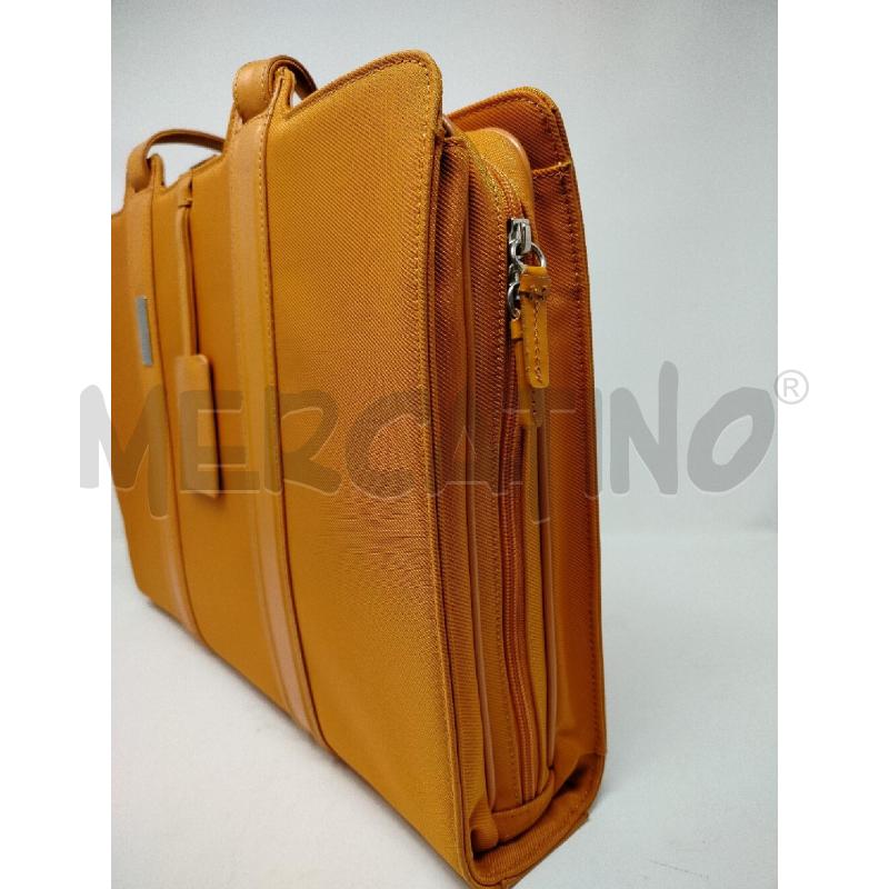 VALIGETTA PELLE PIQUADRO NYLON ARANCIO | Mercatino dell'Usato Roma cinecitta' 2