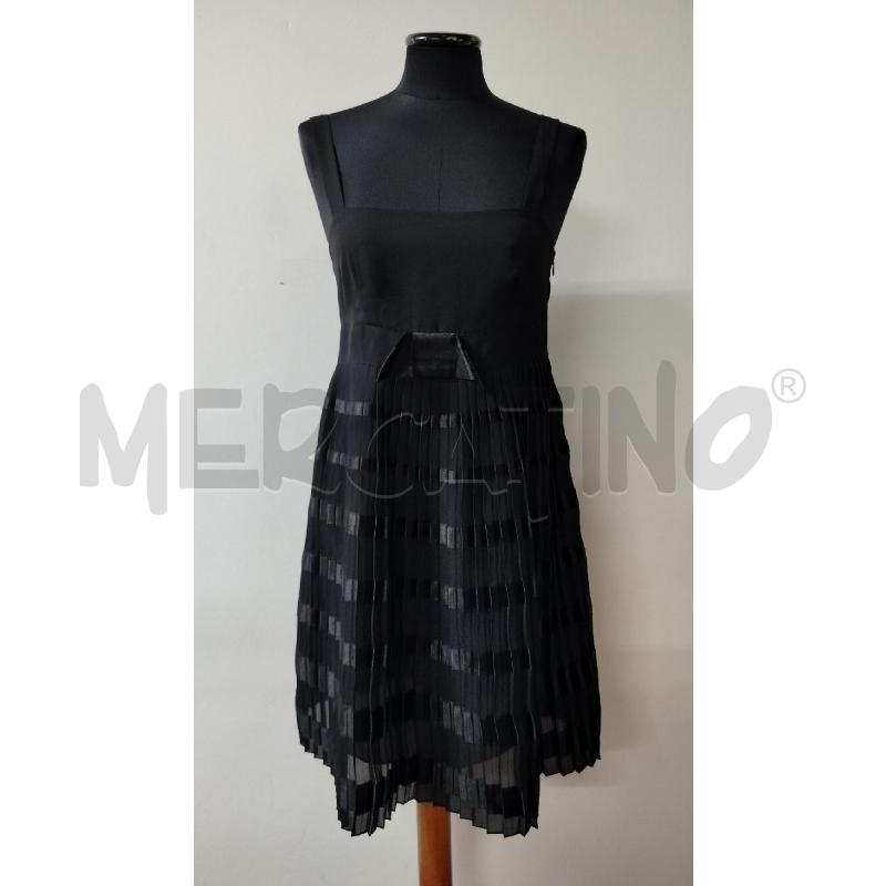 VESTITO DONNA RED VALENTINO NERO PLISSET A BANDE  | Mercatino dell'Usato Roma cinecitta' 1