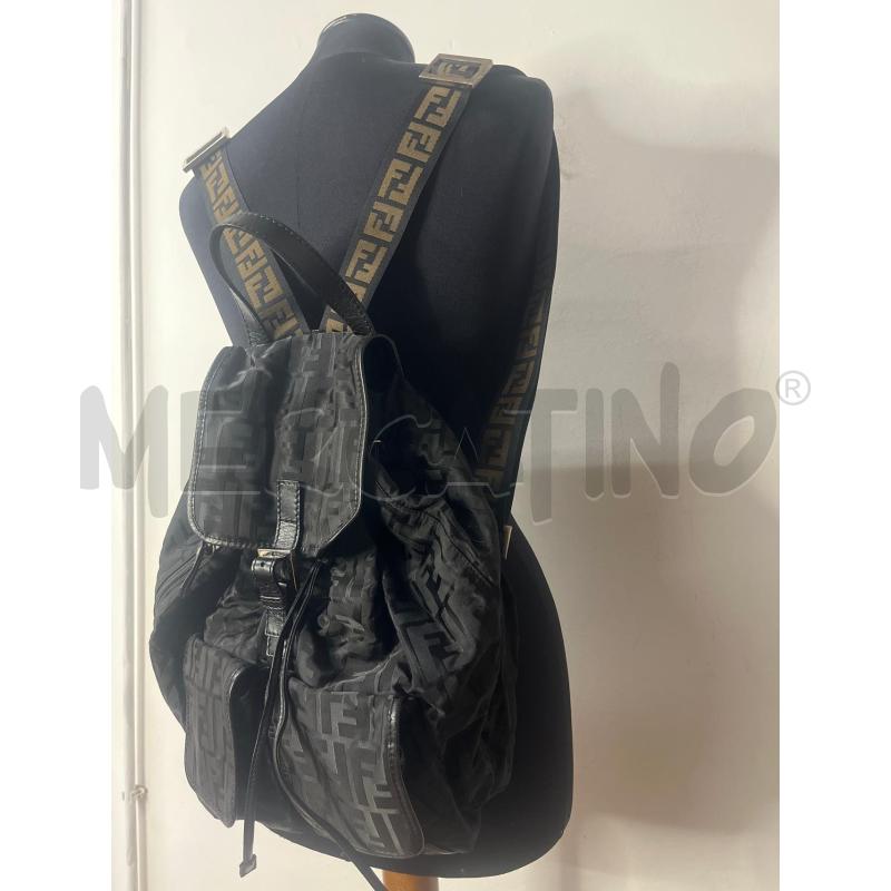 ZAINO FENDI NERO TESSUTO MONOGRAM  | Mercatino dell'Usato Roma cinecitta' 2