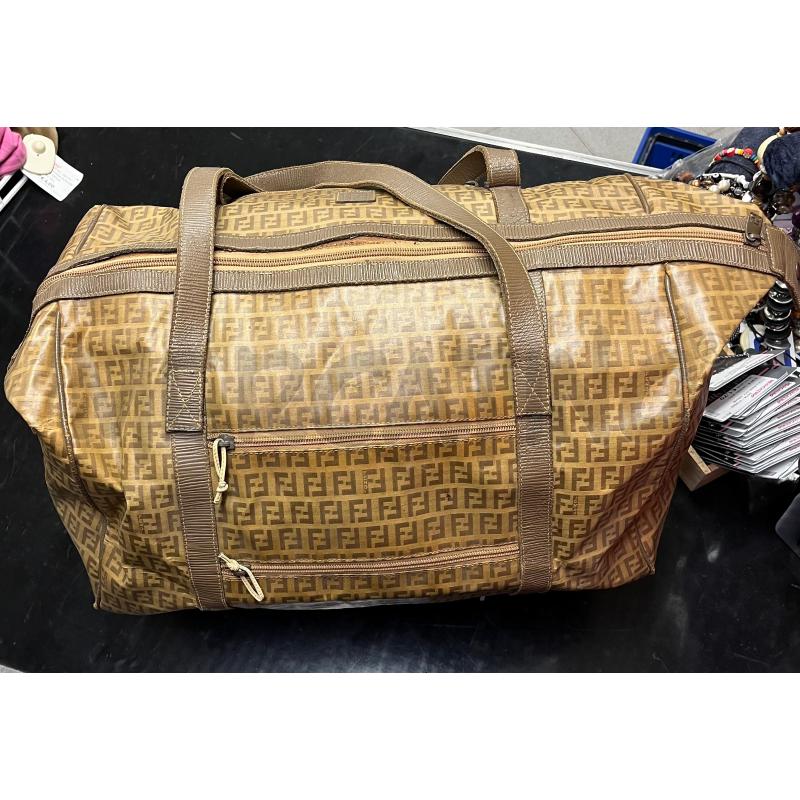 BORSONE FENDI VINTAGE | Mercatino dell'Usato Tivoli 4