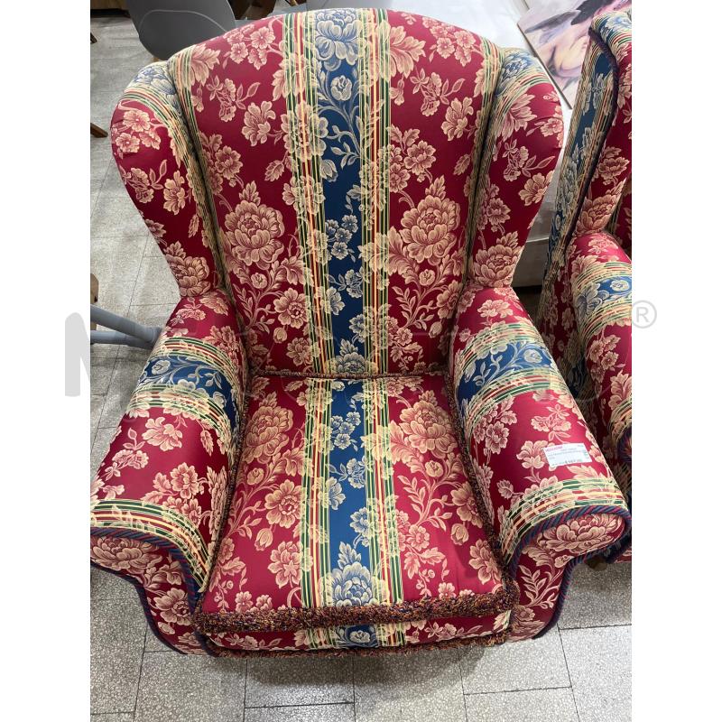 POLTRONA DAMASCATA ROSSA | Mercatino dell'Usato Tivoli 1