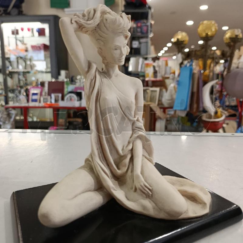STATUETTA EMILIO CASAROTTO ALTEZZA 21 CM | Mercatino dell'Usato Tivoli 4