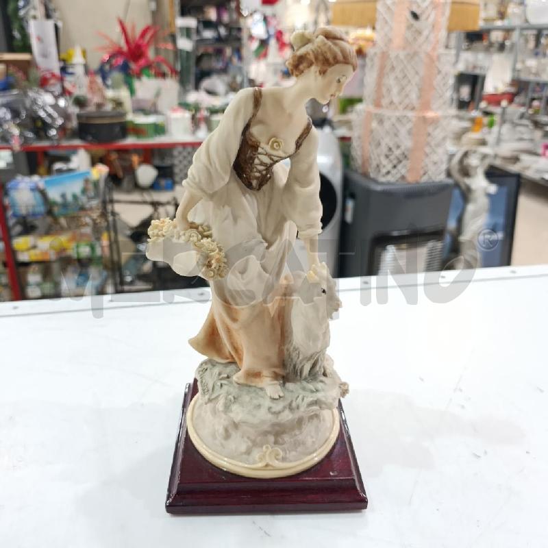 STATUETTA GIUSEPPE ARMANI | Mercatino dell'Usato Tivoli 1