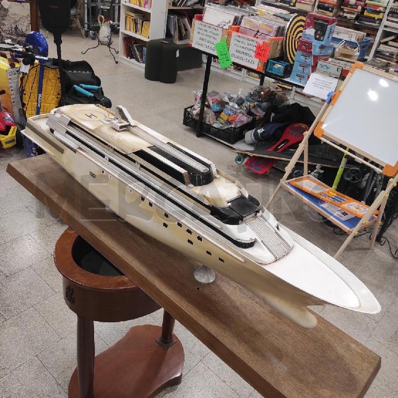 YACHT MODELLISMO LUNGHEZZA BASE 132 CM | Mercatino dell'Usato Tivoli 2