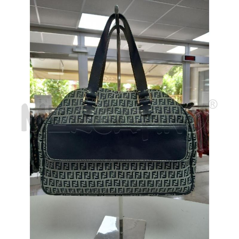 BORSA DONNA FENDI A MANO IN TELA NAVY | Mercatino dell'Usato Roma porta di roma 1