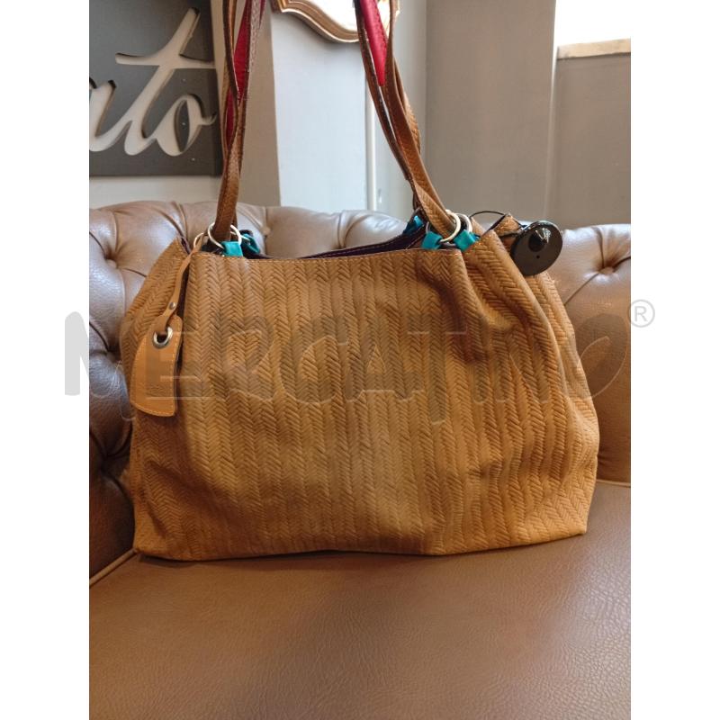 BORSA DONNA TRAMONTANO NAPOLI BEIGE | Mercatino dell'Usato Roma porta di roma 1