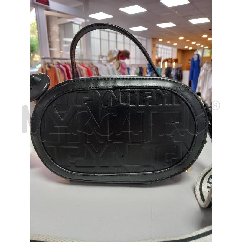 BORSA DONNA  YNOT? MILANO NERA | Mercatino dell'Usato Roma porta di roma 2
