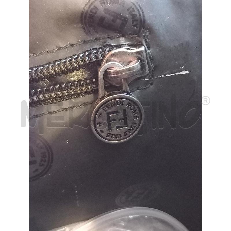 BORSA FENDI A BUSTA BIANCO TRACOLLA DA RIV | Mercatino dell'Usato Roma porta di roma 4