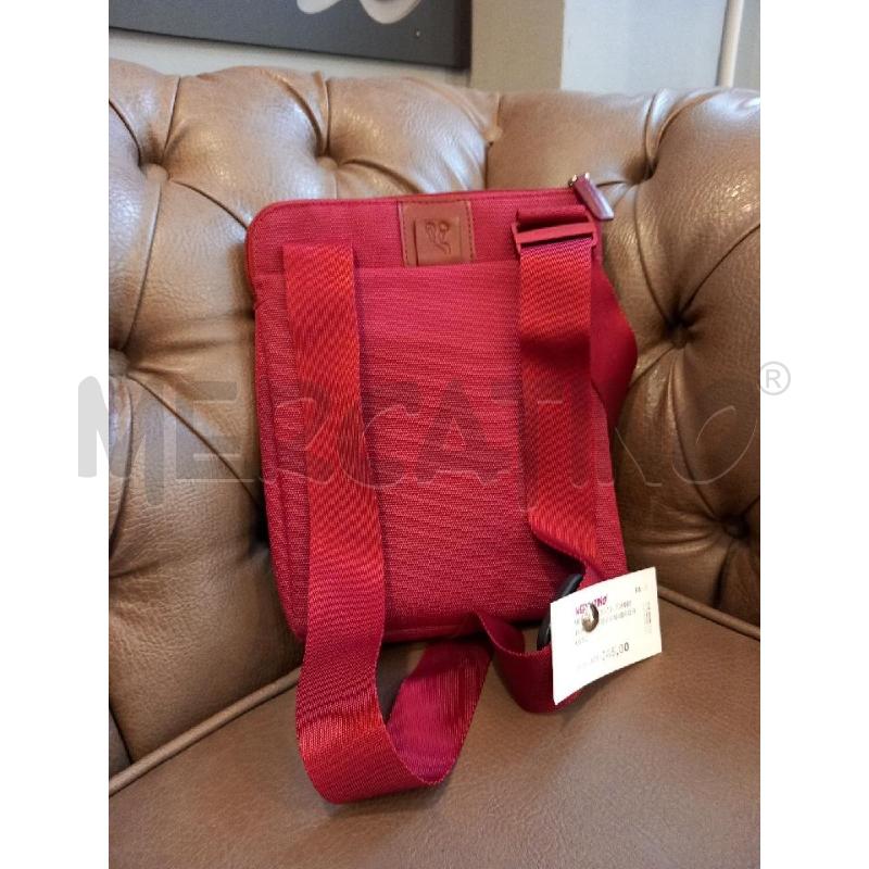 BORSELLO U PIQUADRO ROSSO | Mercatino dell'Usato Roma porta di roma 2