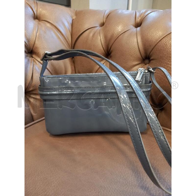 BORSETTA D ARMANI JEANS CARTA DA ZUCCHERO  | Mercatino dell'Usato Roma porta di roma 3
