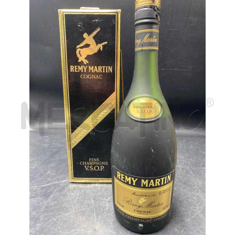 BOTTIGLIA DA ESPOSIZIONE REMY MARTIN COGNAC | Mercatino dell'Usato Roma porta di roma 1