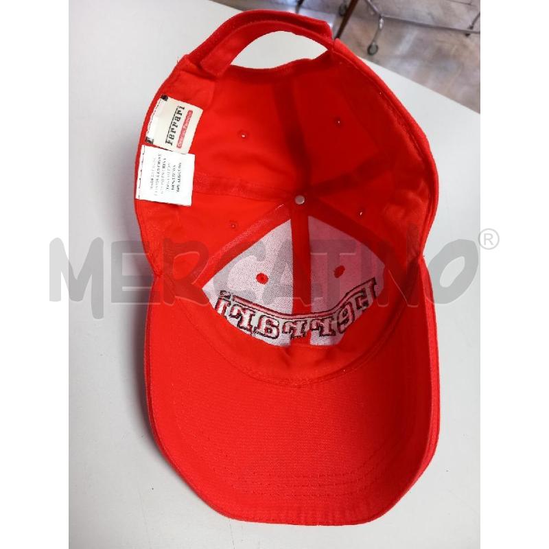 CAPPELLO FERRARI GEARBOX ROSSO | Mercatino dell'Usato Roma porta di roma 3