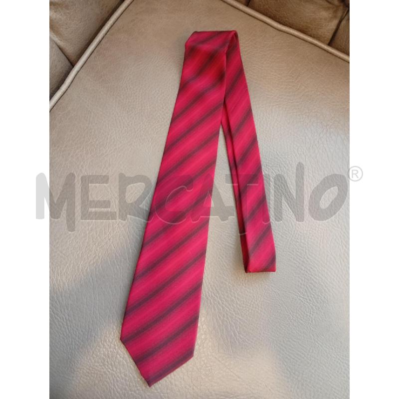 CRAVATTA PIERRE BALMAIN ROSSO REGIMENTAL NERO | Mercatino dell'Usato Roma porta di roma 1
