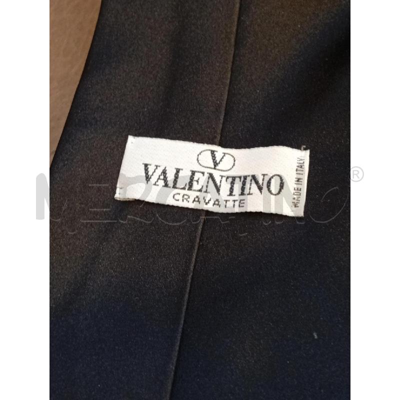 CRAVATTA VALENTINO NERO | Mercatino dell'Usato Roma porta di roma 4