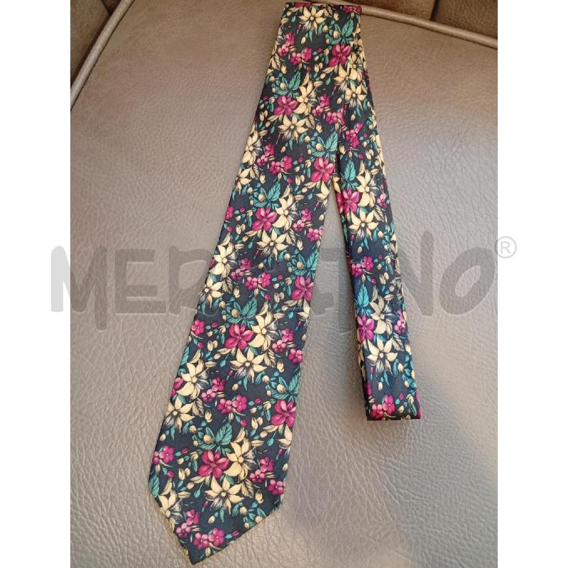 CRAVATTA VALENTINO NERO FANTASIA FLOREALE BEIGE ROSA | Mercatino dell'Usato Roma porta di roma 1