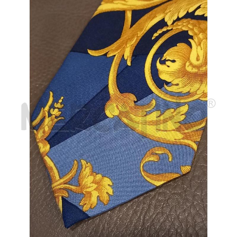 CRAVATTA VERSUS GIANNI VERSACE BLU DORATO | Mercatino dell'Usato Roma porta di roma 3